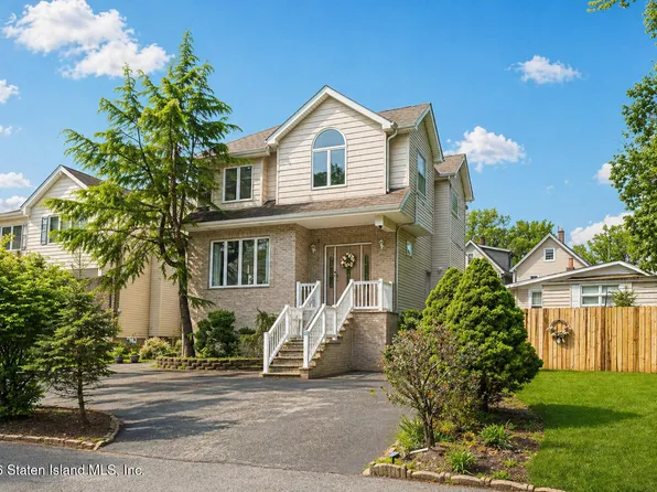194 Nugent St, Staten Island, NY 10306