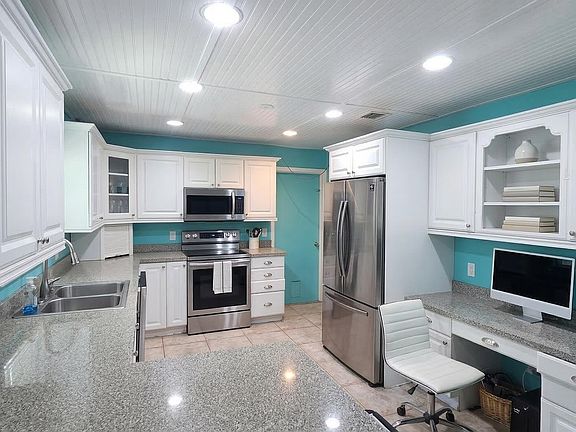 3rd image of 5679 Sims Road