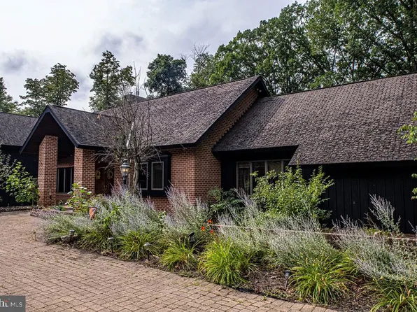 132 Meadow Woods Ln, Reedsville, PA 17084