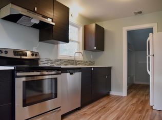 4482 SW Pasadena St, Portland, OR 97219