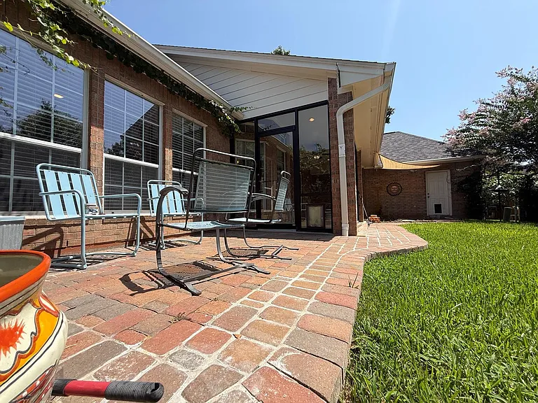 12780 Capricornus Dr — Photo 35