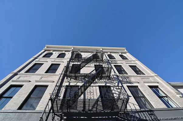 Rented by Bohemia Realty Group | media 10