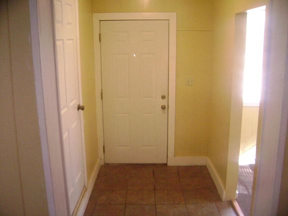 2nd image of 1818 Spires Ave