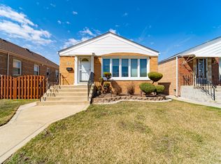 6040 S Moody Ave, Chicago, IL 60638