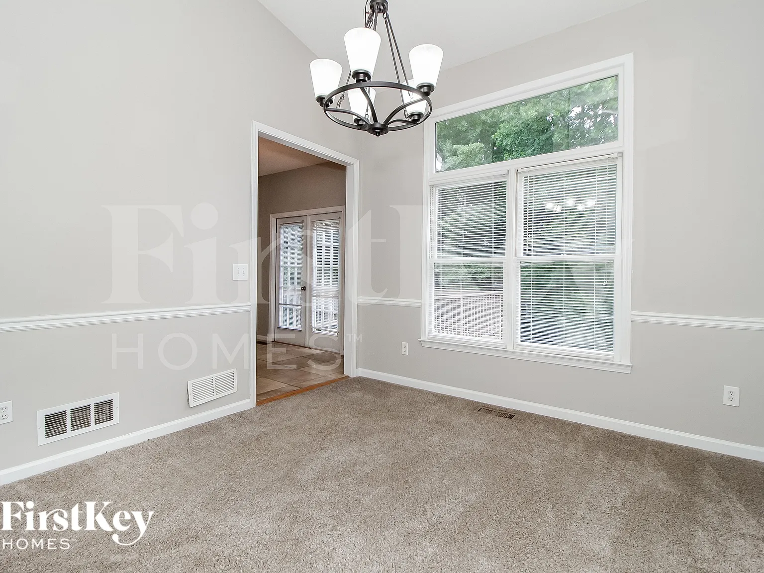 4 bed, 3.0 bath, 2293 sqft, $2,730 — Photo 4
