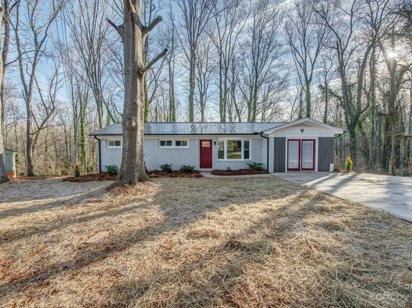 608 North St, Dallas, NC 28034