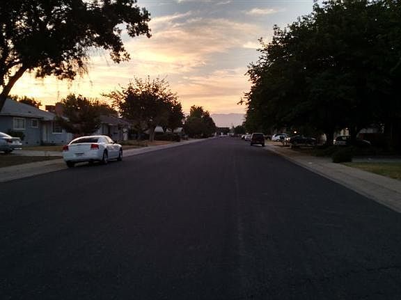 2nd image of 3039 E Meadow Avenue
