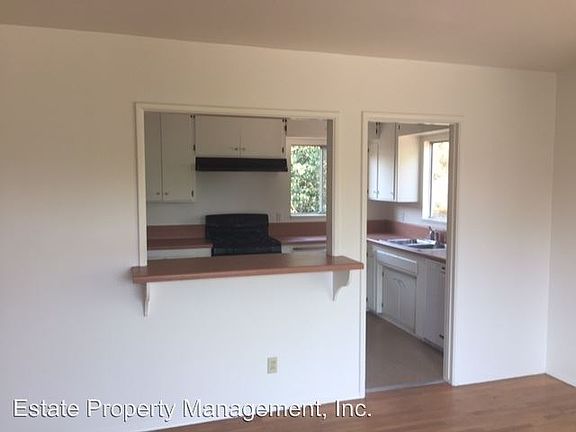 5th image of 1245 Faraday St