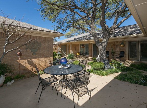 5th image of 1203 W Pecan Ave