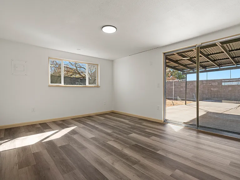 2214 Santa Rosa Dr — Photo 14
