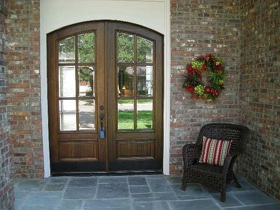 5th image of 2807 Briar Knoll Dr