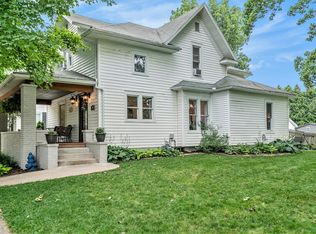 107 E Wabash Ave, Wakarusa, IN 46573