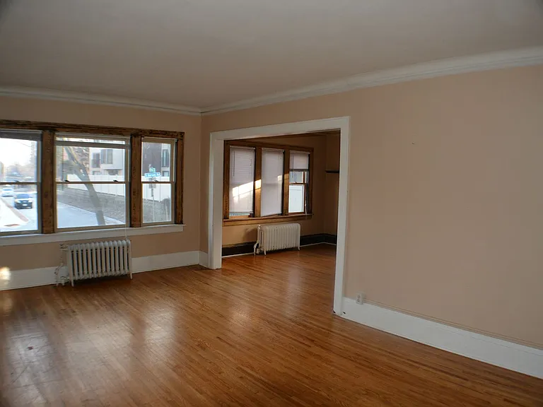 2816 Xerxes Ave S — Photo 1
