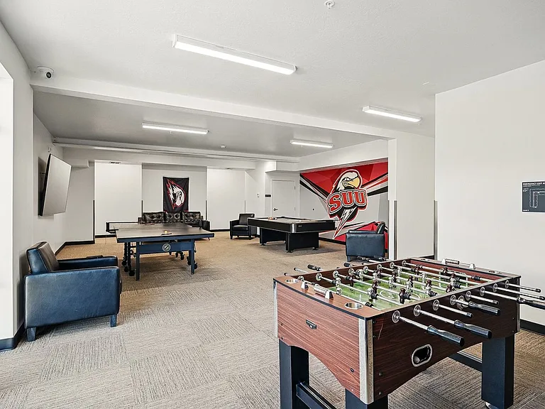 118 N 400 W — Photo 11