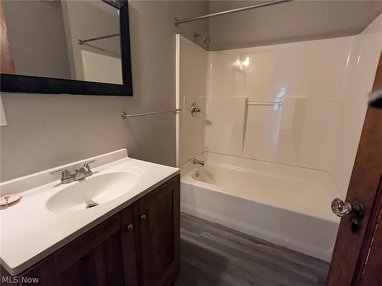 2965 E Derbyshire Rd — Photo 14