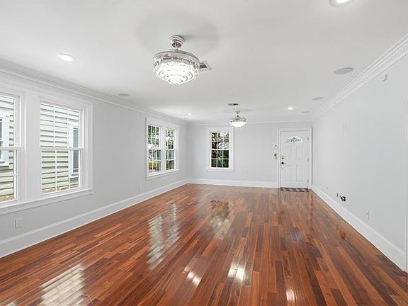 4th image of 6434 Memphis St