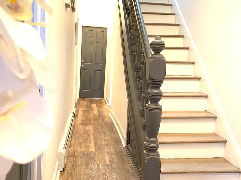 2428 Cambreleng Ave — Photo 25