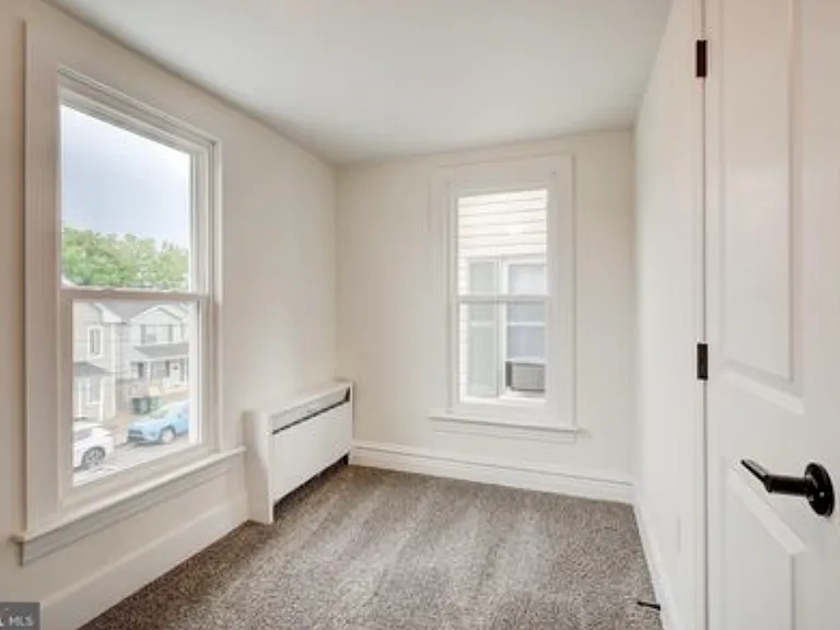 246 Park St — Photo 26