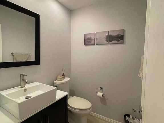4th image of 7100 Balboa Blvd Unit 602