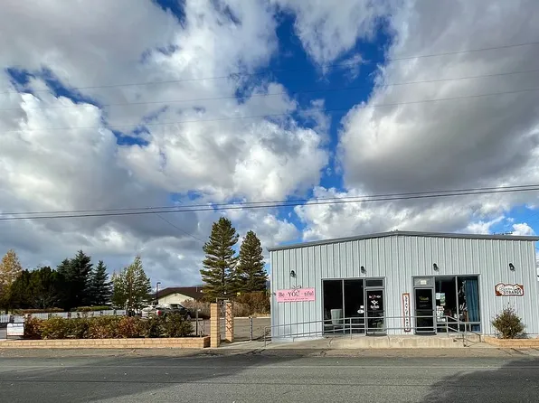158 Kingsley St, Bridgeport, CA 93517