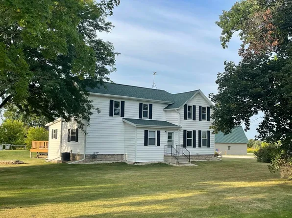 W7248 Rogersville Rd, Fond Du Lac, WI 54937