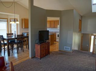 4313 Lexington Pointe Pkwy, Eagan, MN 55123