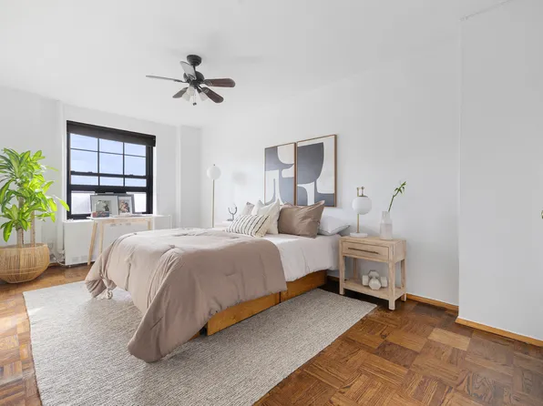 355 Clinton Avenue image 4 of 9