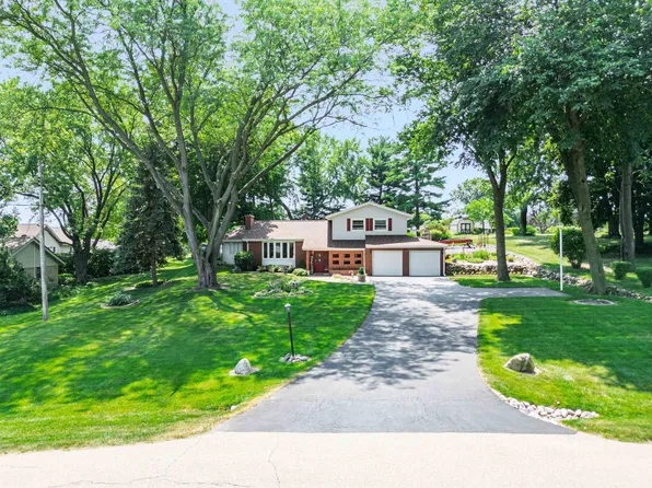 8722 Sheffield Dr, Belvidere, IL 61008