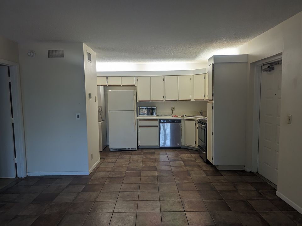 1st image of 1112 Green Pine Blvd APT E2