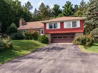 1107 Skyline Dr SW, Rochester, MN 55902