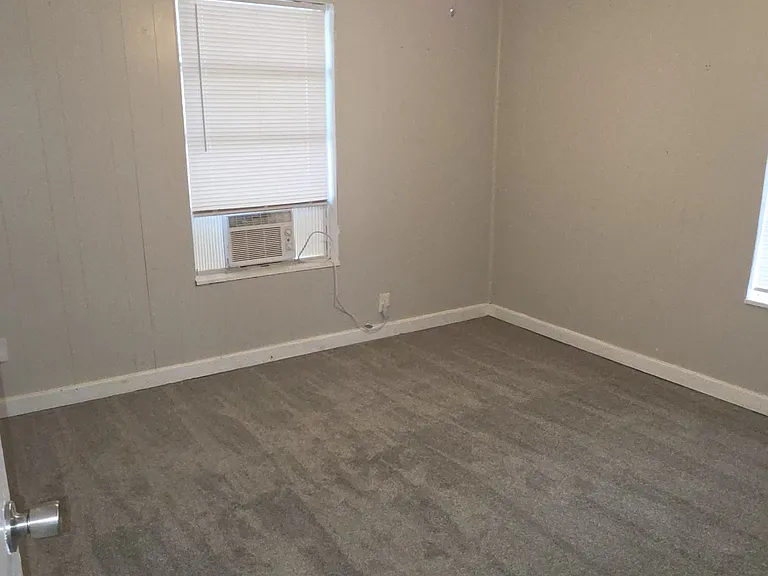 1218 Wagner St — Photo 6