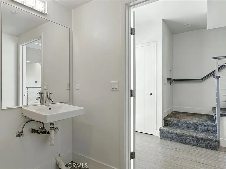 4461 Tujunga Ave #102 — Photo 32