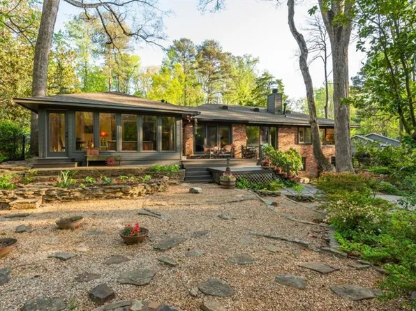 1850 Winchester Trl, Atlanta, GA 30341