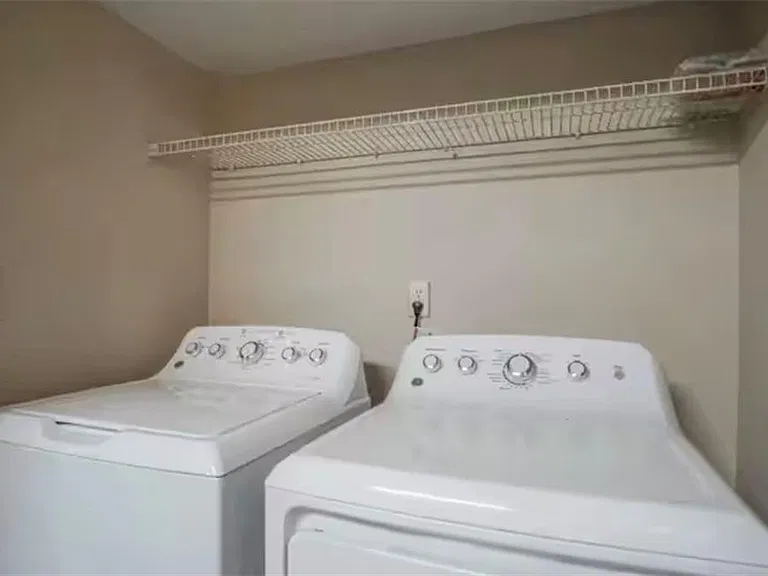 846 Park Pl NE — Photo 119