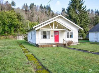 2215 Cherry St, Hoquiam, WA