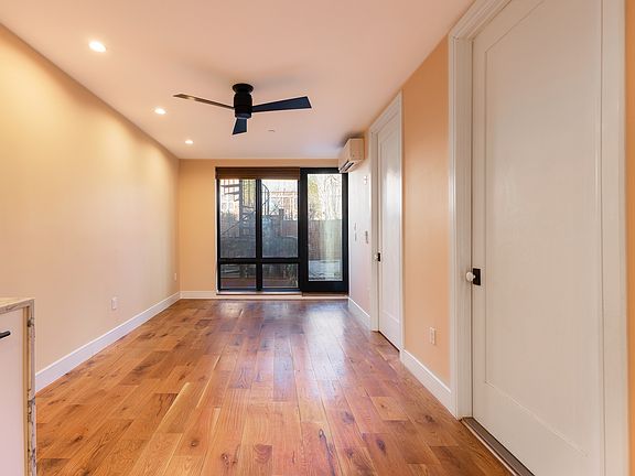 3rd image of 151 Quincy St #1B