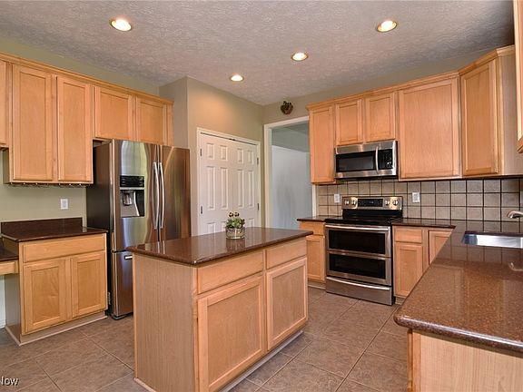 2nd image of 10045 Brushwood Dr
