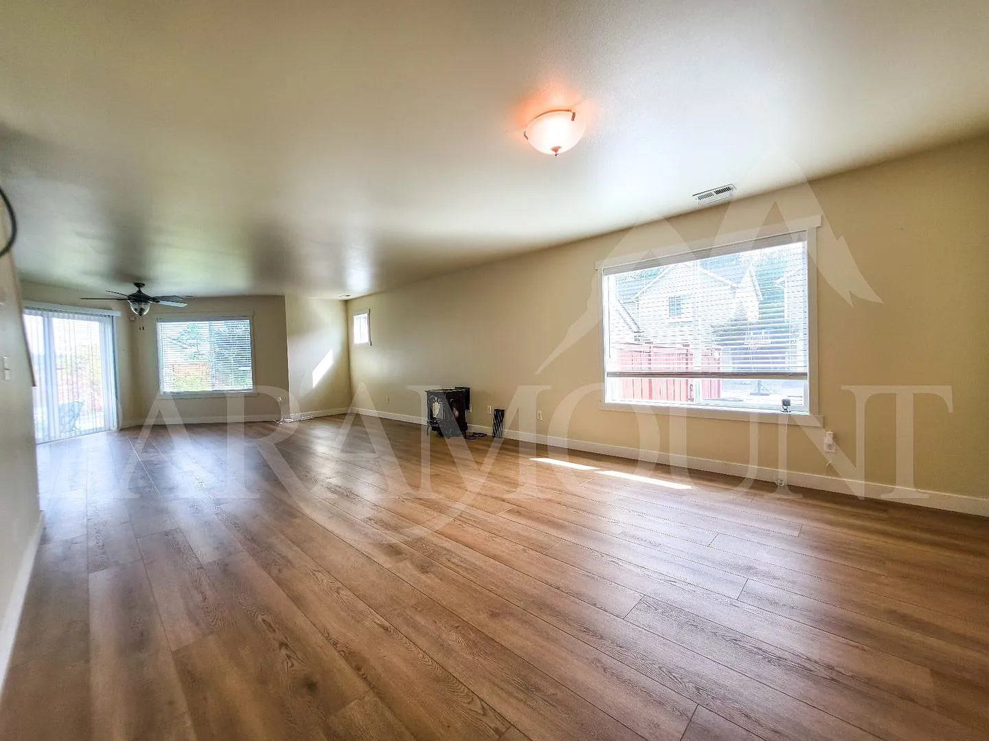 Spacious 4-Bedroom House in Port Orchard! — Photo 2