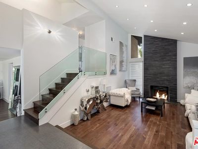 10397 Summer Holly Cir, Los Angeles, CA, 90077