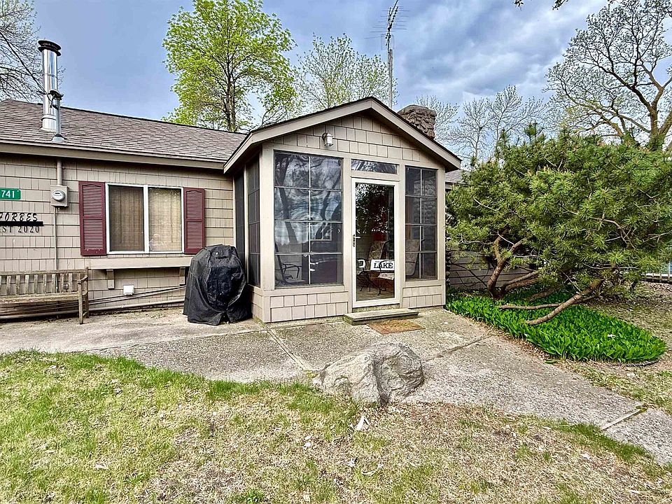 1st image of 24741 McClelland Dr