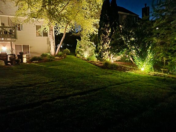 4th image of N775 W Curtis Sq