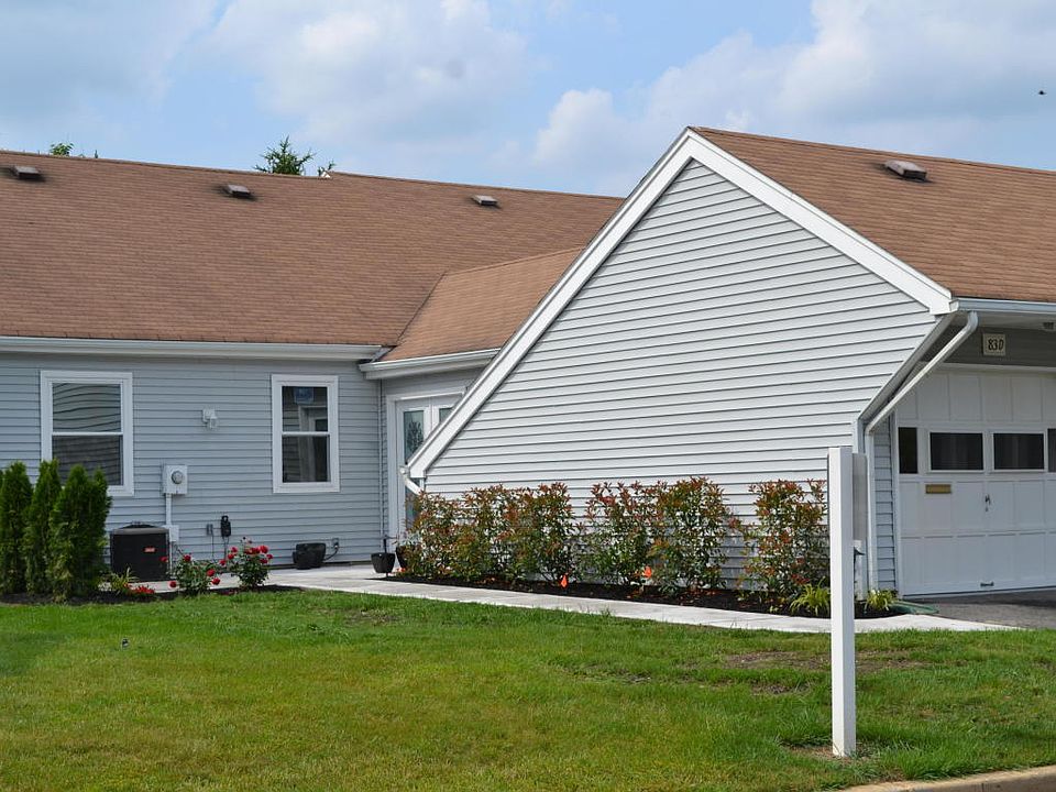 1st image of 83 Parkway Dr Unit D