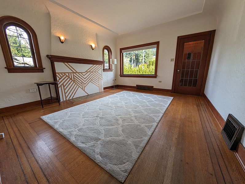 West Vancouver House for rent - 4 Bedrooms — photo 2
