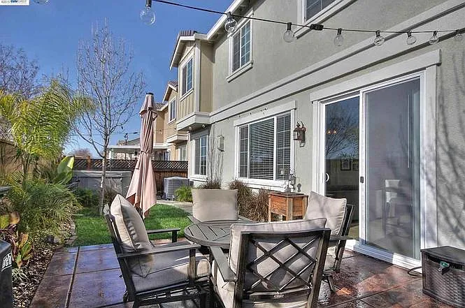 2274 Black Stone Dr — Photo 16