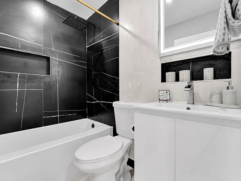 169 NW 42nd St #169 — Photo 7