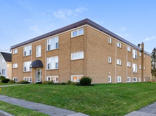 100 Lefurgey Ave #3, Moncton, NB E1C7G6