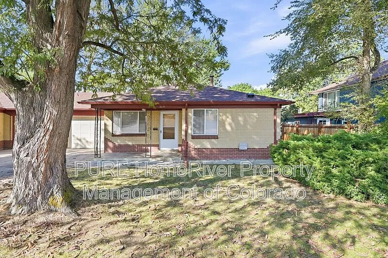 2 bed, 1.0 bath, 800 sqft, $1,995 — Photo 1