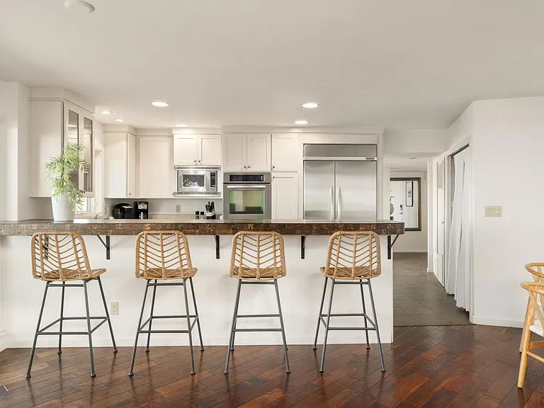 2165 Balboa Ave — Photo 11