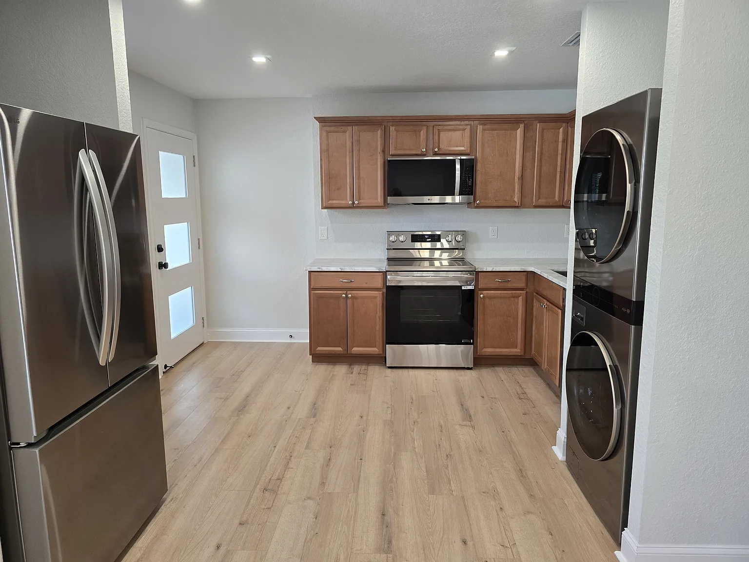 1706 N Tampania Ave - D — Photo 3