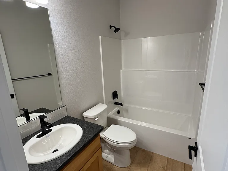 8410 E Rich Ave — Photo 9